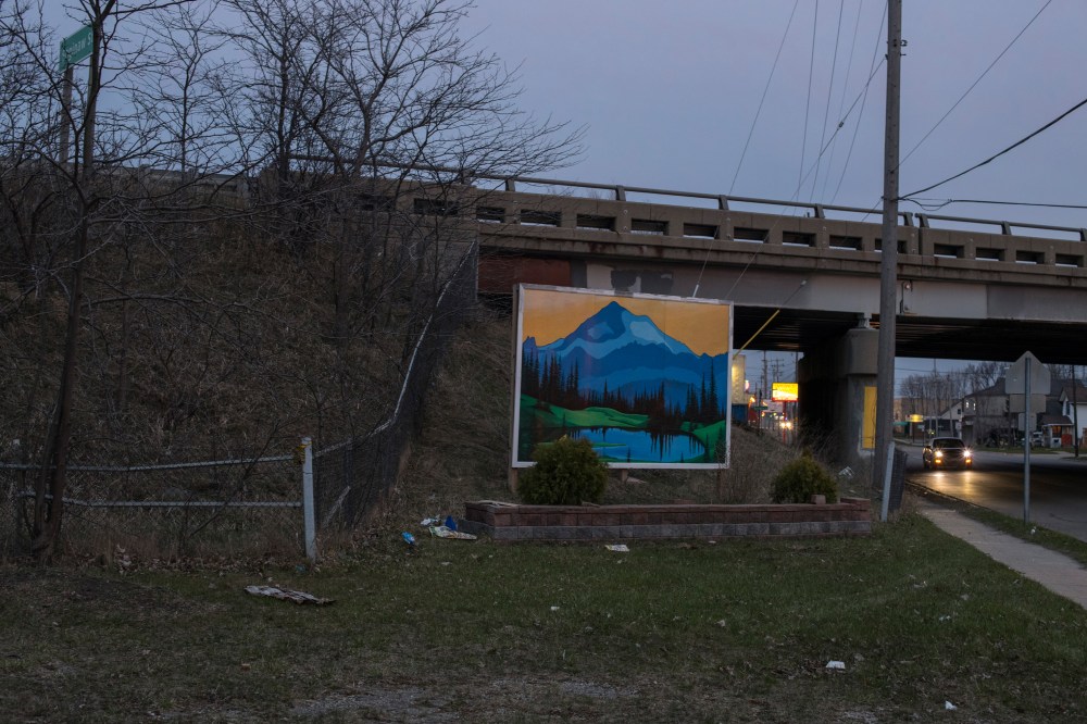 A picturesque mural sits on the side of Saginaw street on the south side of Flint.