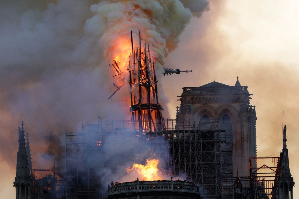 France fire Notre Dame