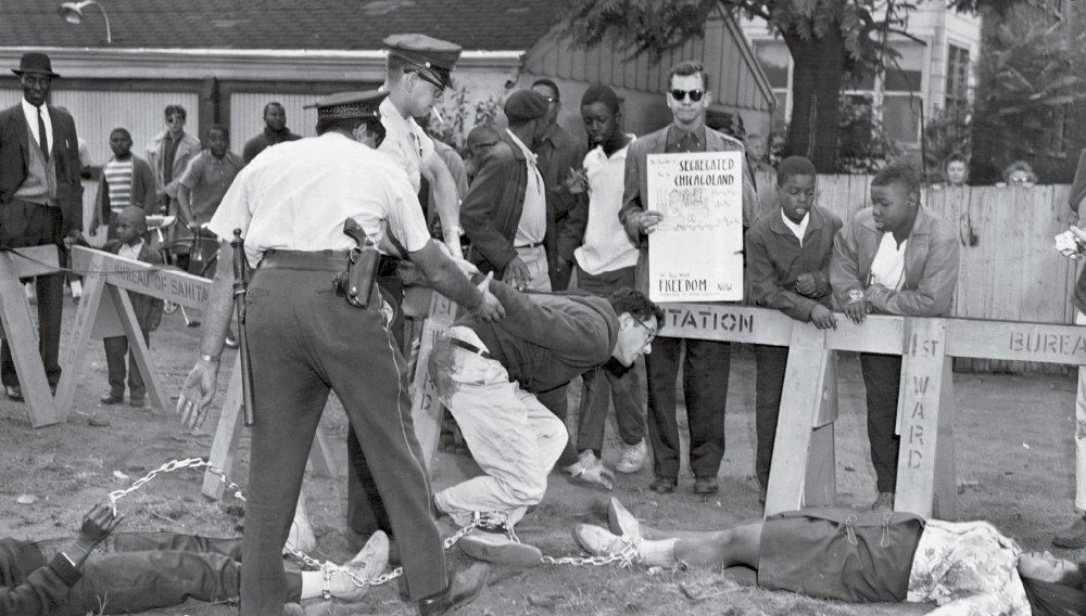 Bernie Sanders being arrested at a protest in Chicago in 1963